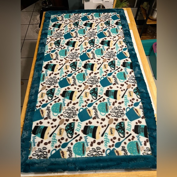 Handmade Minky Mallard Cuddle Hide & Fleece Latte Snuggle Blanket - Picture 4 of 5